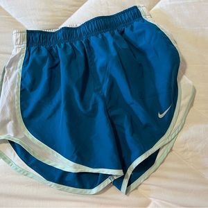 Nike dri-fit shorts. Women’s XS.